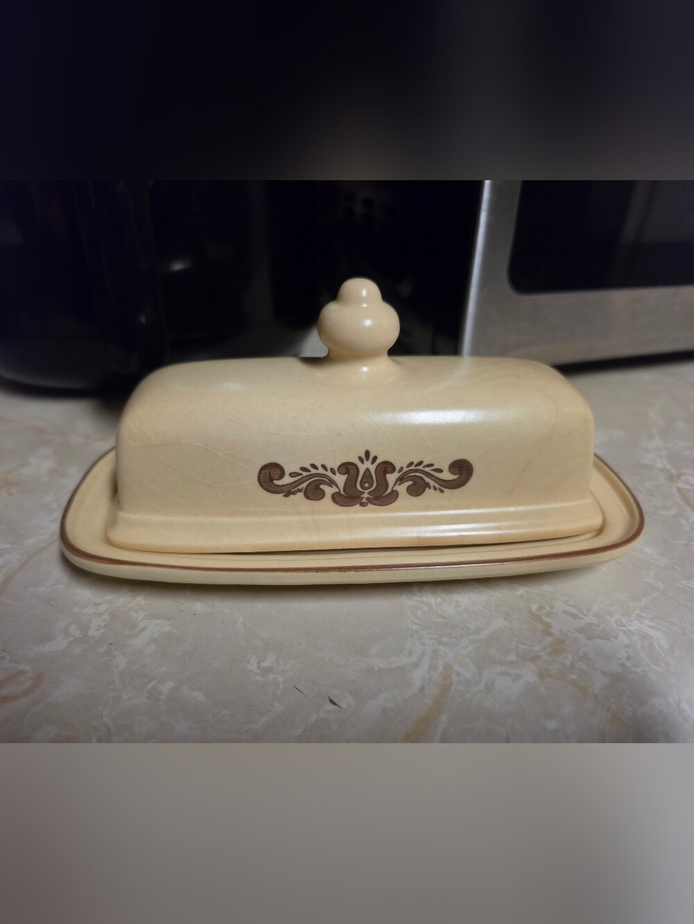 Vintage Pfaltzgraff Village Covered Butter Dish #6-28 USA Castle Mark